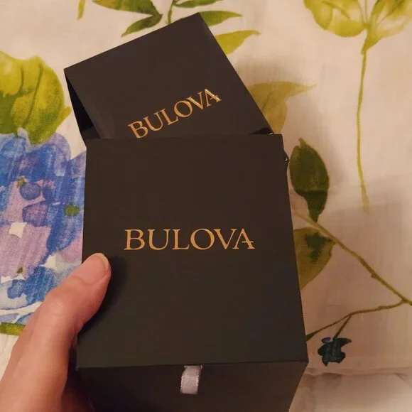 BRAND NEW Men's Bulova Classic Sutton Watch w/Diamond accents!! - Picture 10 of 12